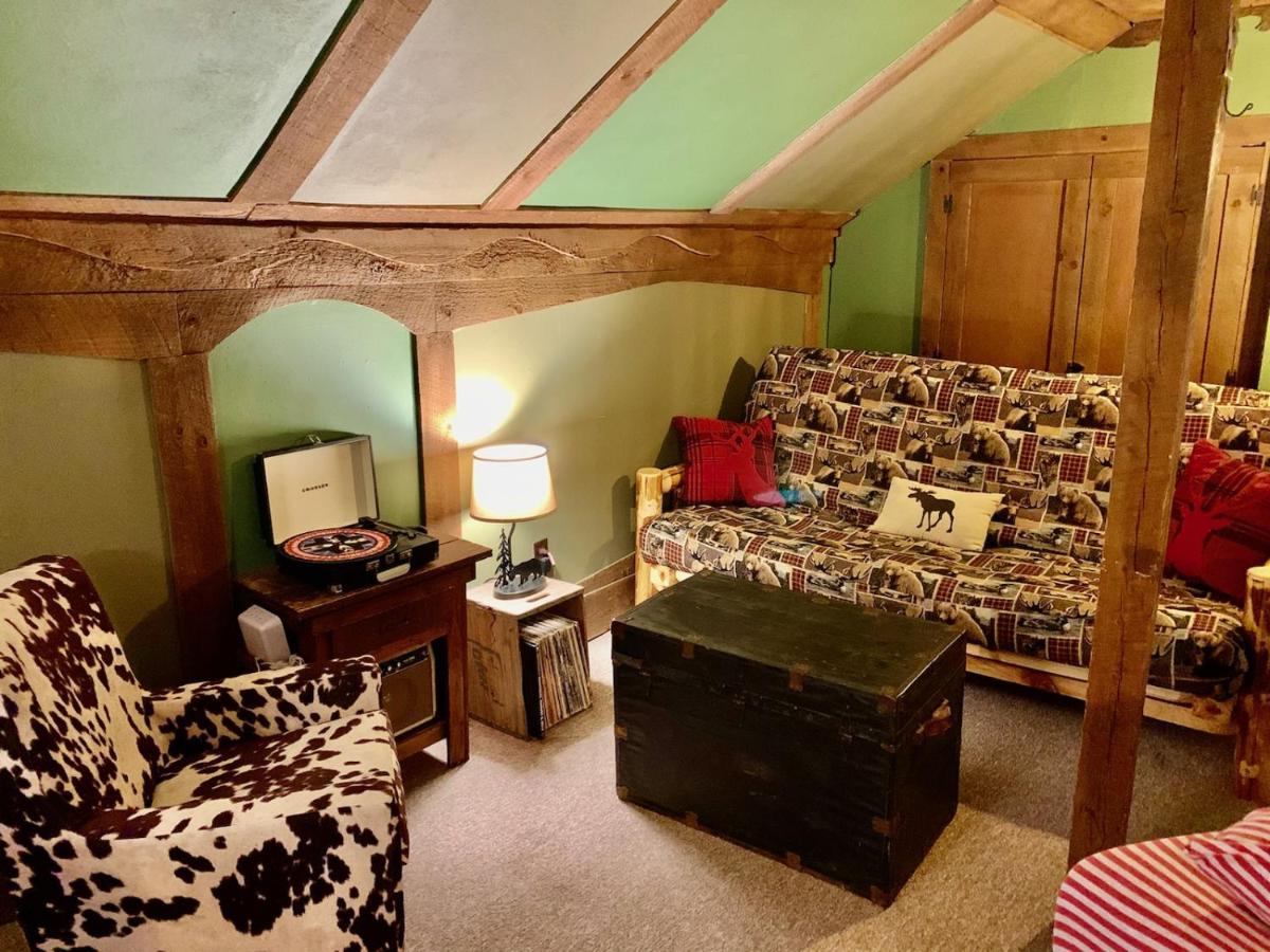 Grunberg Haus Inn & Cabins Waterbury Esterno foto