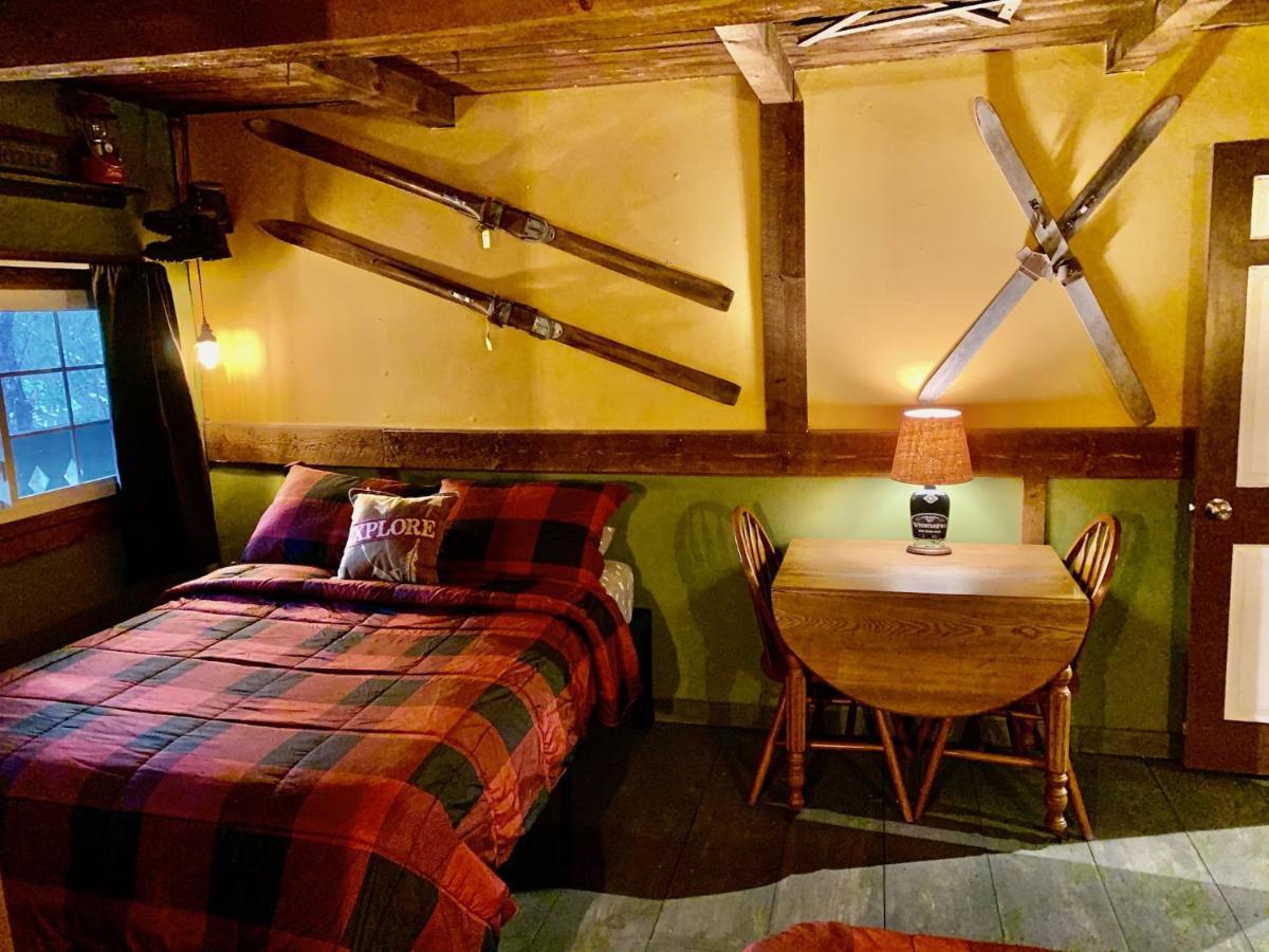 Grunberg Haus Inn & Cabins Waterbury Esterno foto